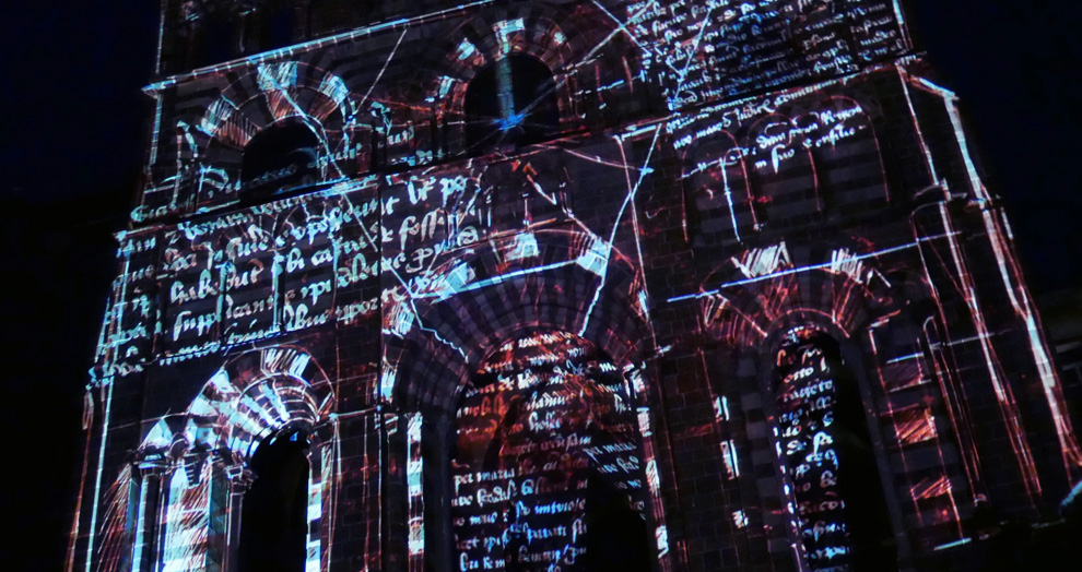 puy de lumieres : cathedrale puy en velay
