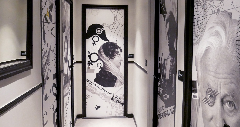 hotel madrigal Paris couloir