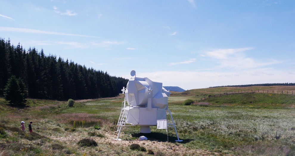 horizons sancy 2018 Lunar trash