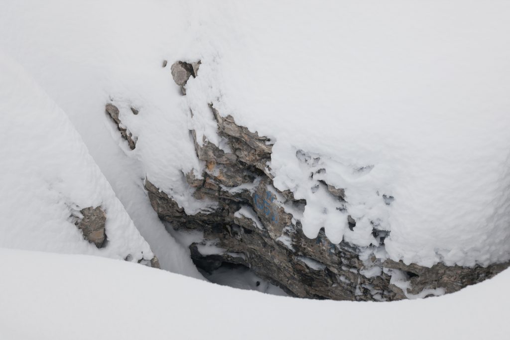 dolline sur les hauts plateaux